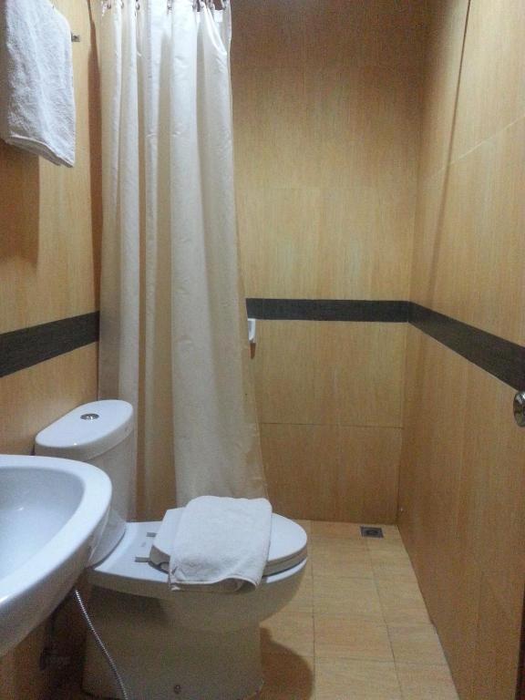 Hotel Matos Jayapura Phòng bức ảnh